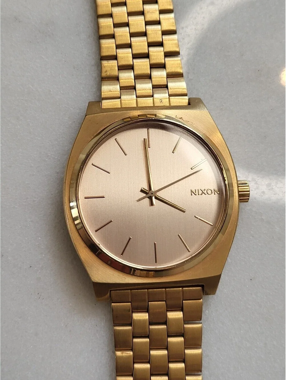 Nixon Minimal Time Teller Gold W Rose Gold, 37mm Mens Watch 100M EUC